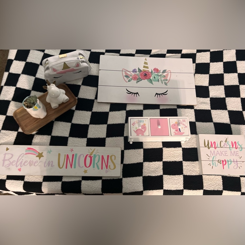 Unicorn Themed Decor Bulk Set